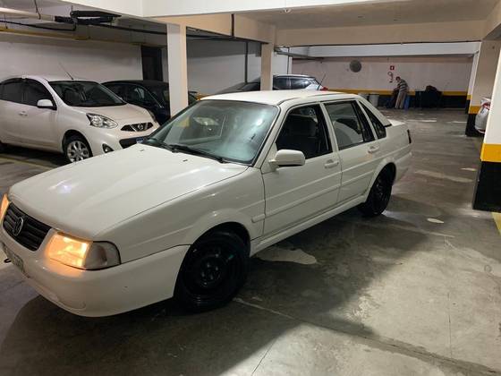 VOLKSWAGEN SANTANA 1.8 MI 8V ÁLCOOL 4P MANUAL